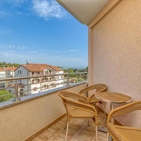 Sunrise Apartments Rovigno Esterno foto