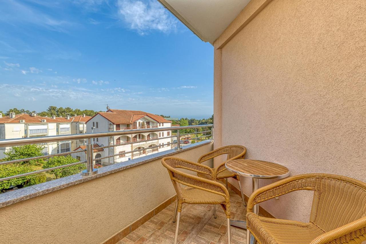Sunrise Apartments Rovigno Esterno foto